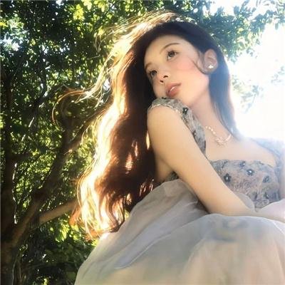 她嫁了个警察